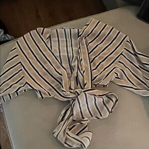 Striped Tie-Front cropped Blouse